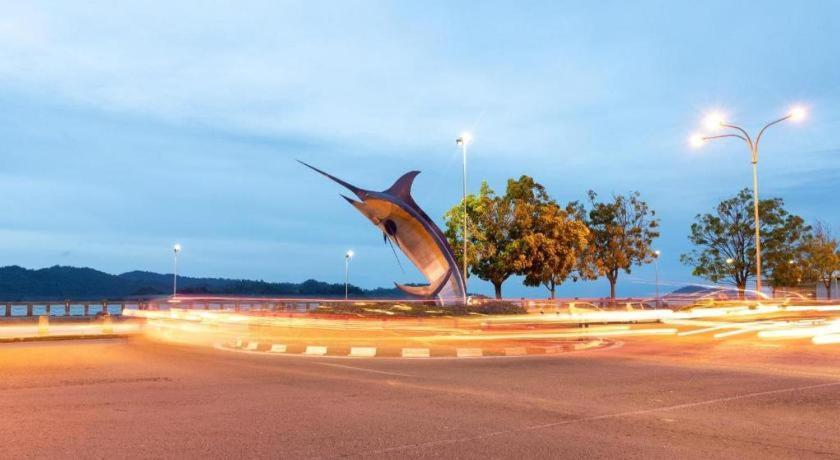 1 City Hotel Kota Kinabalu Ngoại thất bức ảnh