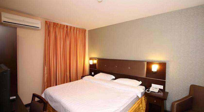 1 City Hotel Kota Kinabalu Ngoại thất bức ảnh