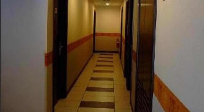 1 City Hotel Kota Kinabalu Ngoại thất bức ảnh