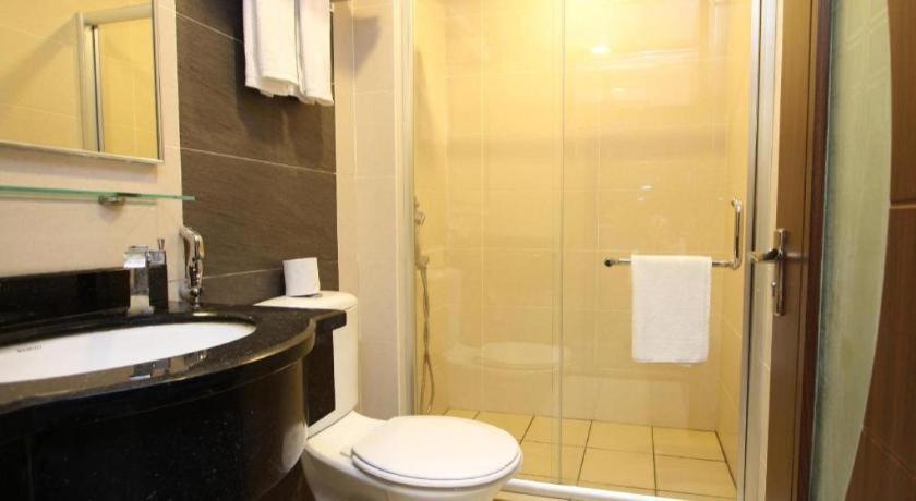 1 City Hotel Kota Kinabalu Ngoại thất bức ảnh