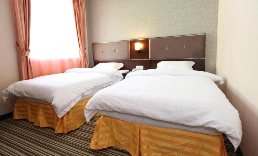 1 City Hotel Kota Kinabalu Ngoại thất bức ảnh