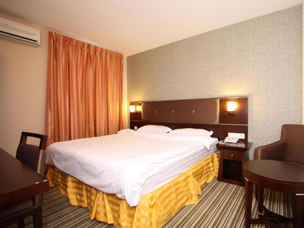 1 City Hotel Kota Kinabalu Ngoại thất bức ảnh