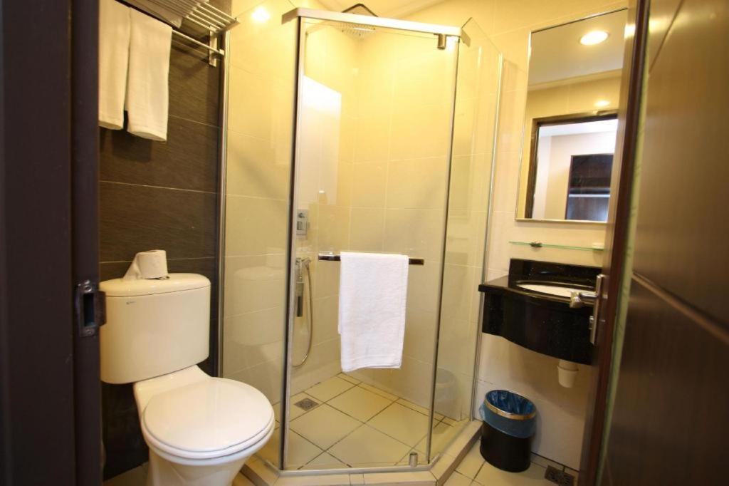 1 City Hotel Kota Kinabalu Ngoại thất bức ảnh
