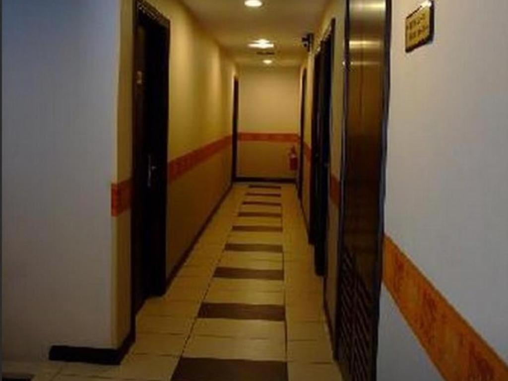 1 City Hotel Kota Kinabalu Ngoại thất bức ảnh