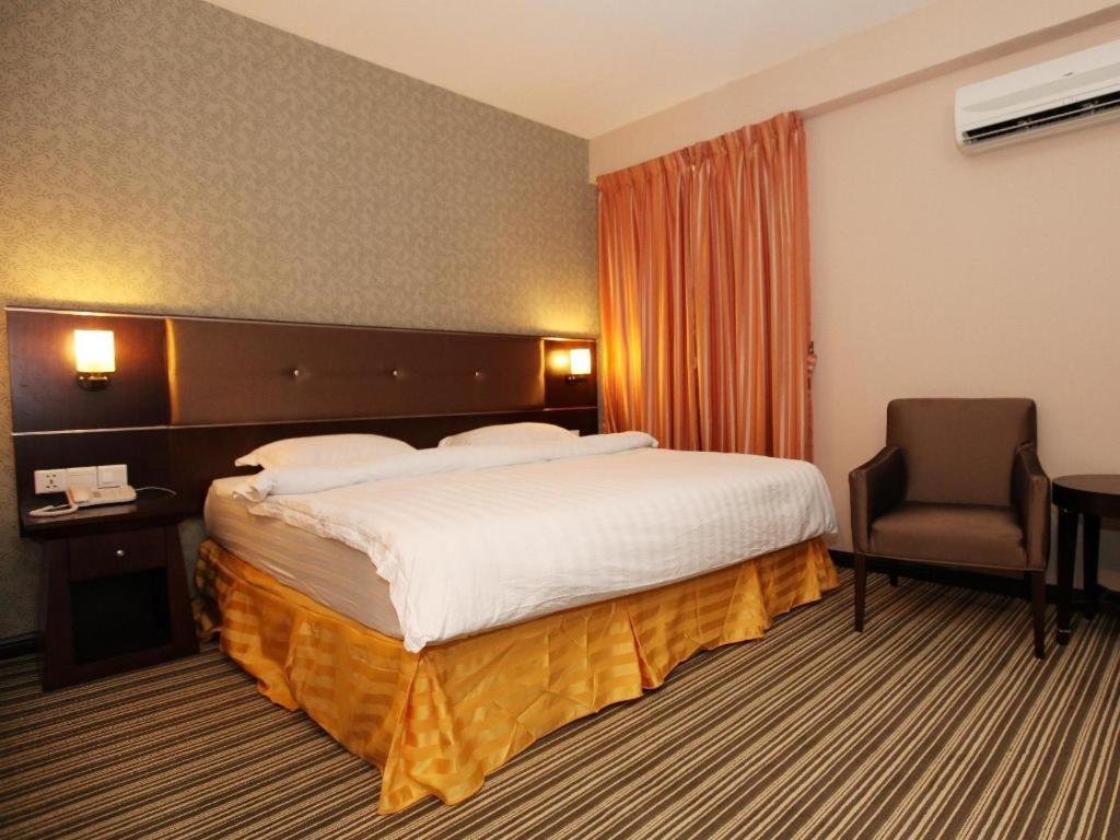 1 City Hotel Kota Kinabalu Ngoại thất bức ảnh